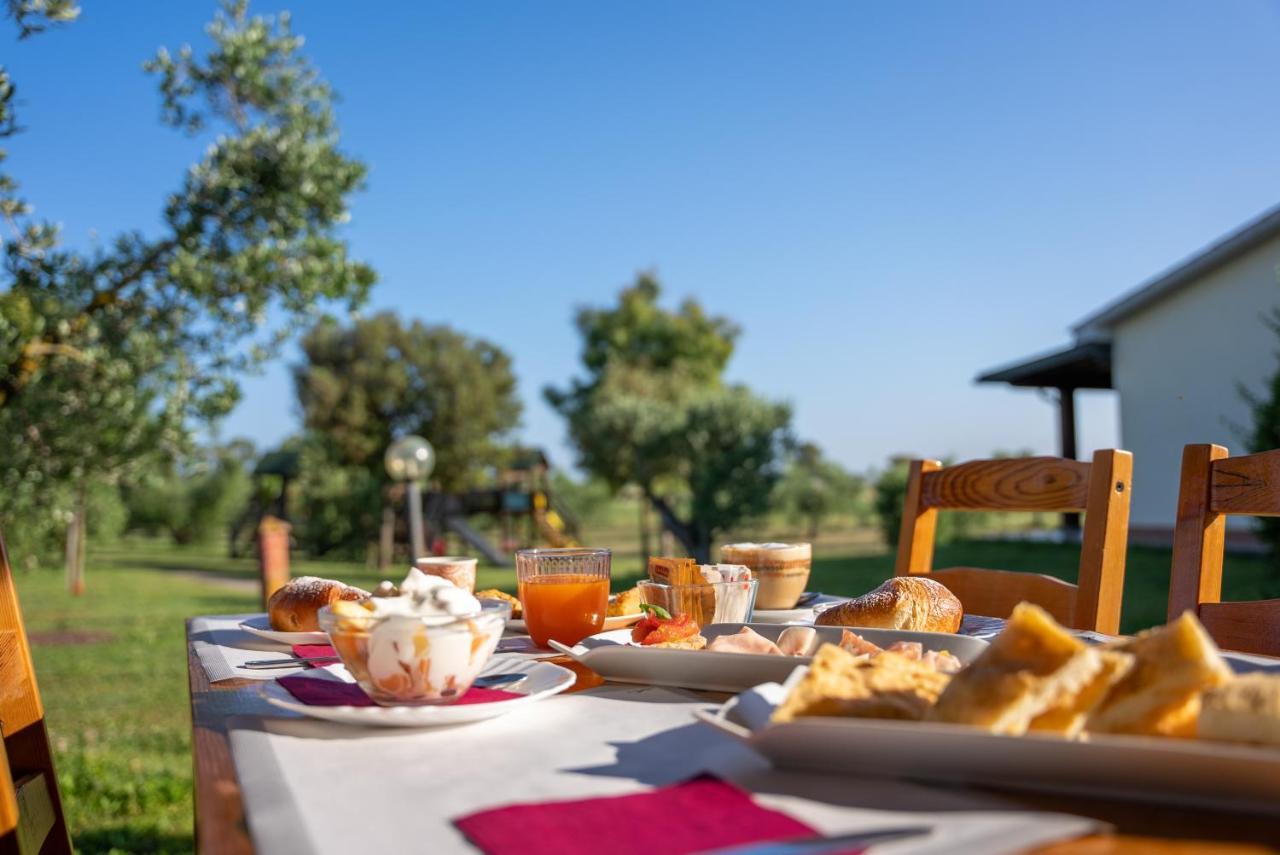 Glamping Gli Etruschi Hotel Piombino Buitenkant foto